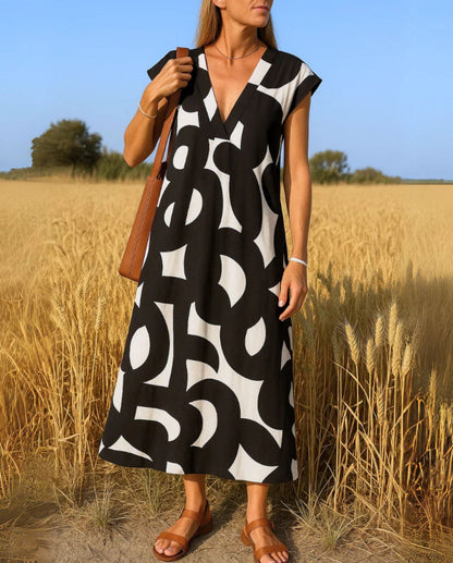 Valérie | Flowy Dress with V-Neck