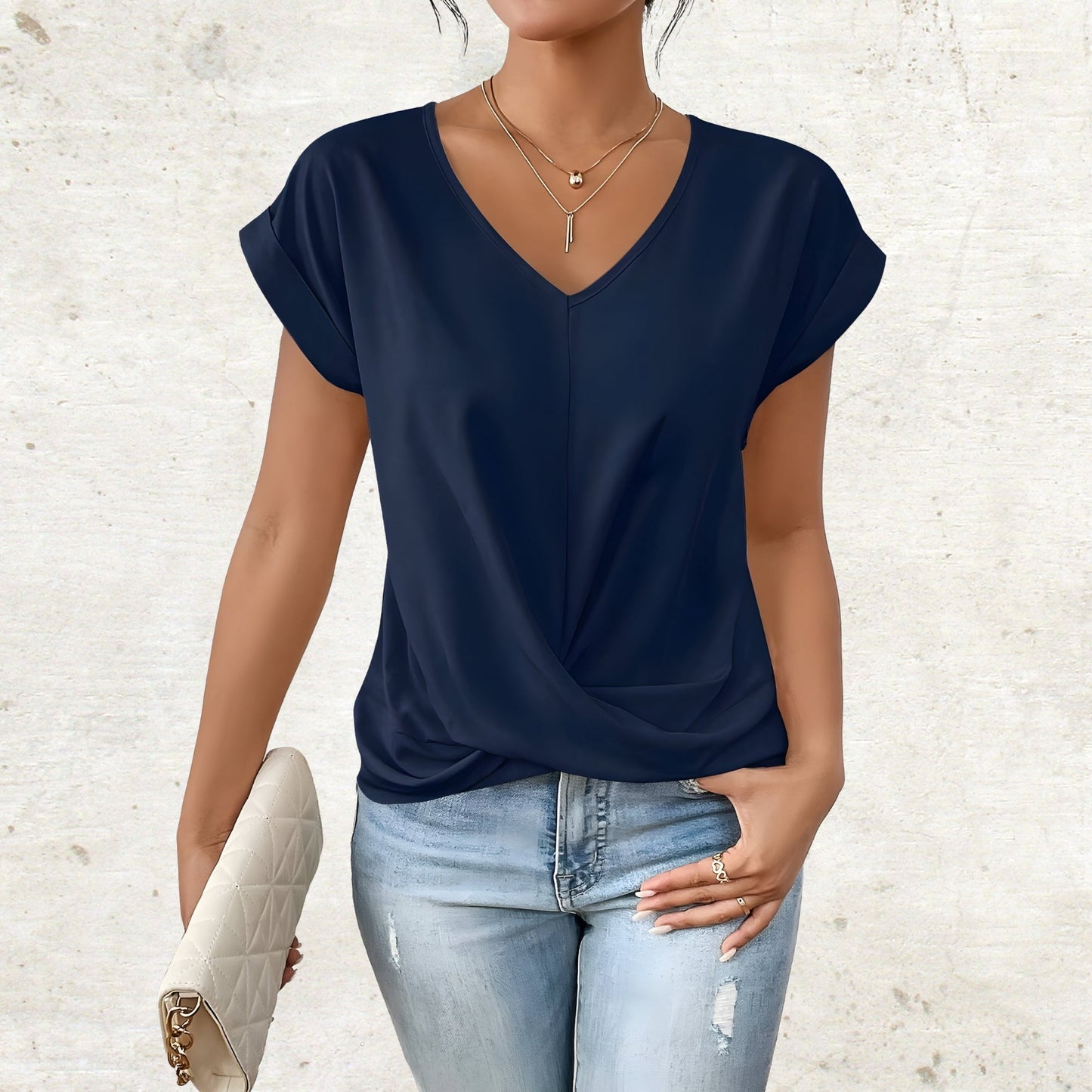 Katharina | Elegant shirt with V-neck