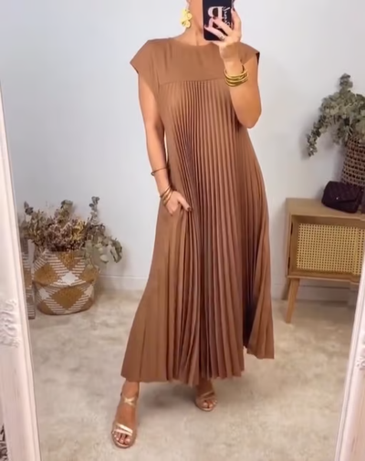 Jolijn™ | Timeless and Comfortable Dress